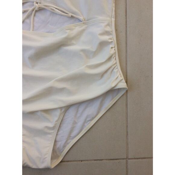 Daci Swim One Piece Swimwear Cut Out Swimsuit - Picture 4 of 9